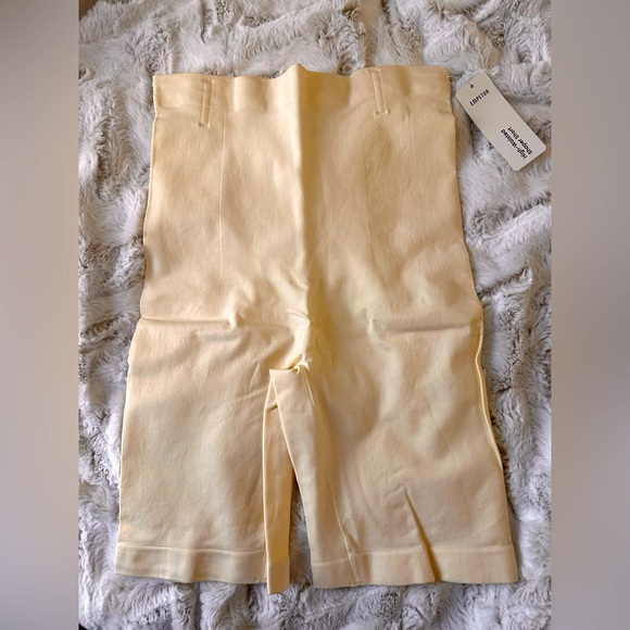 NWT Beige/3XL Shapermint Essentials All Day Every Day High Waisted Shaper Shorts - Picture 2 of 14